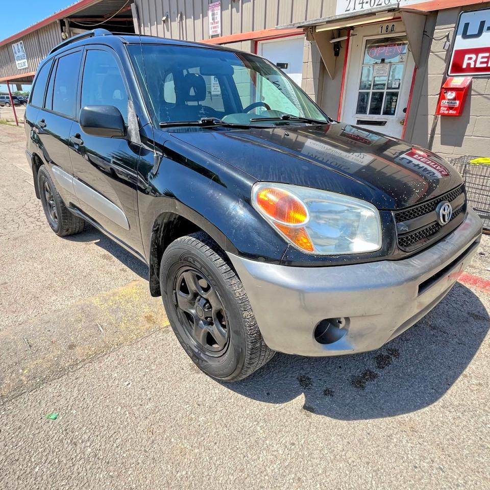 Salvage Toyota RAV4 Image