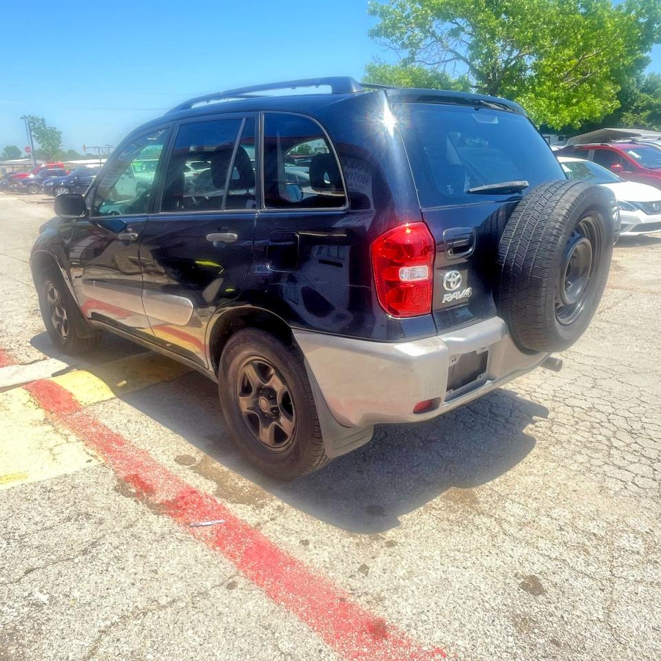 Toyota RAV4 Base