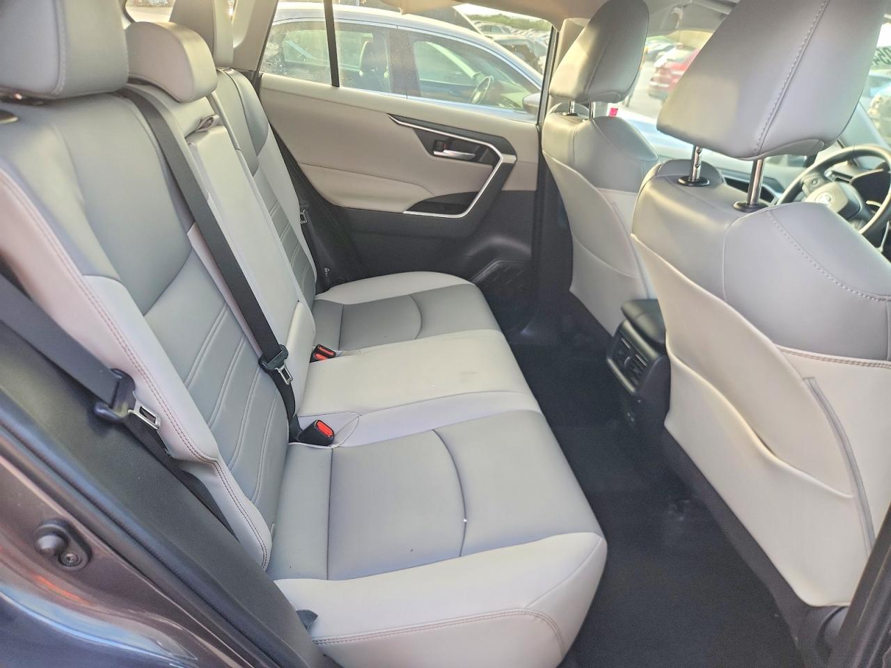 Toyota RAV4 Xle Premium