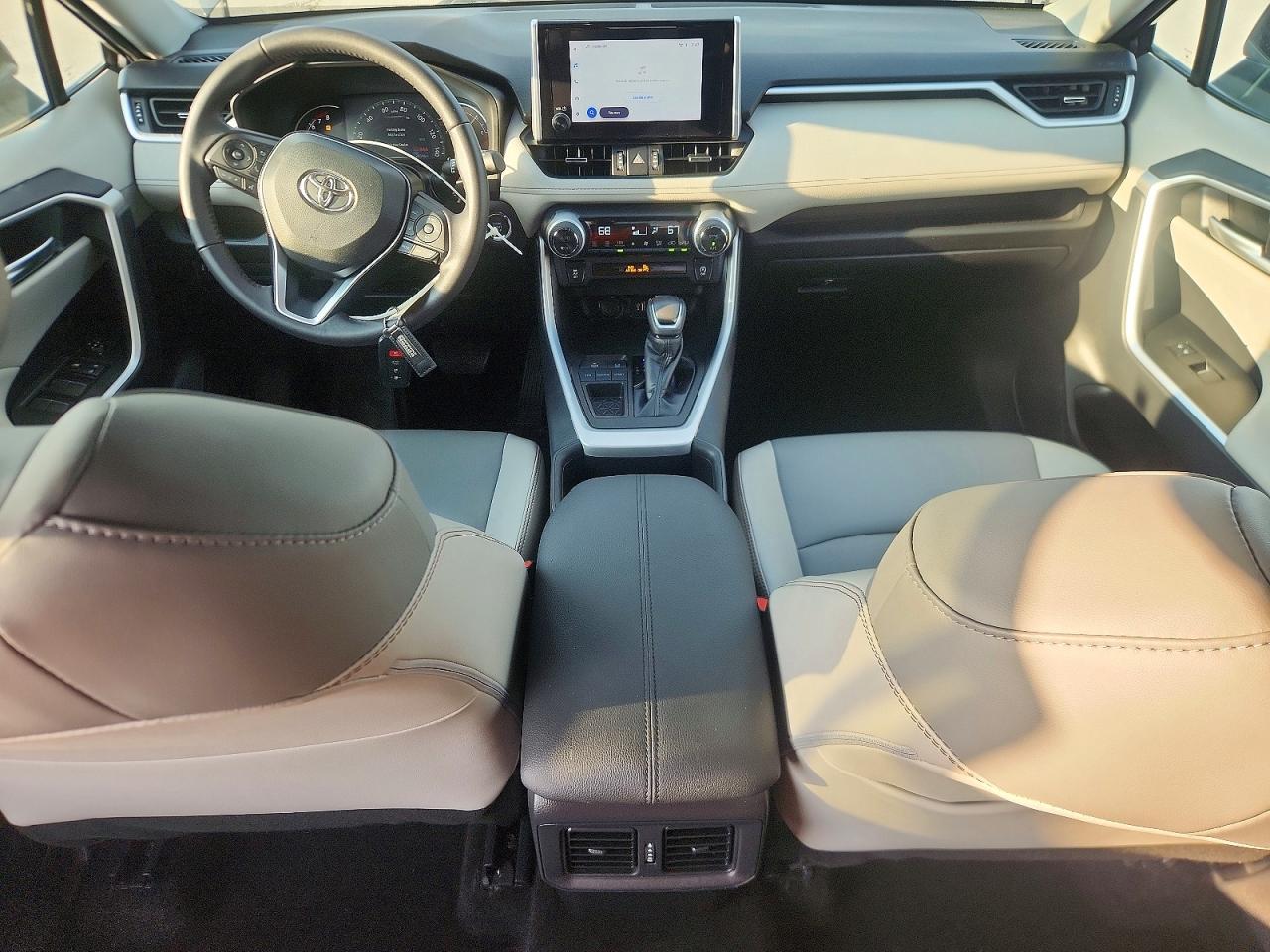 Toyota RAV4 Xle Premium