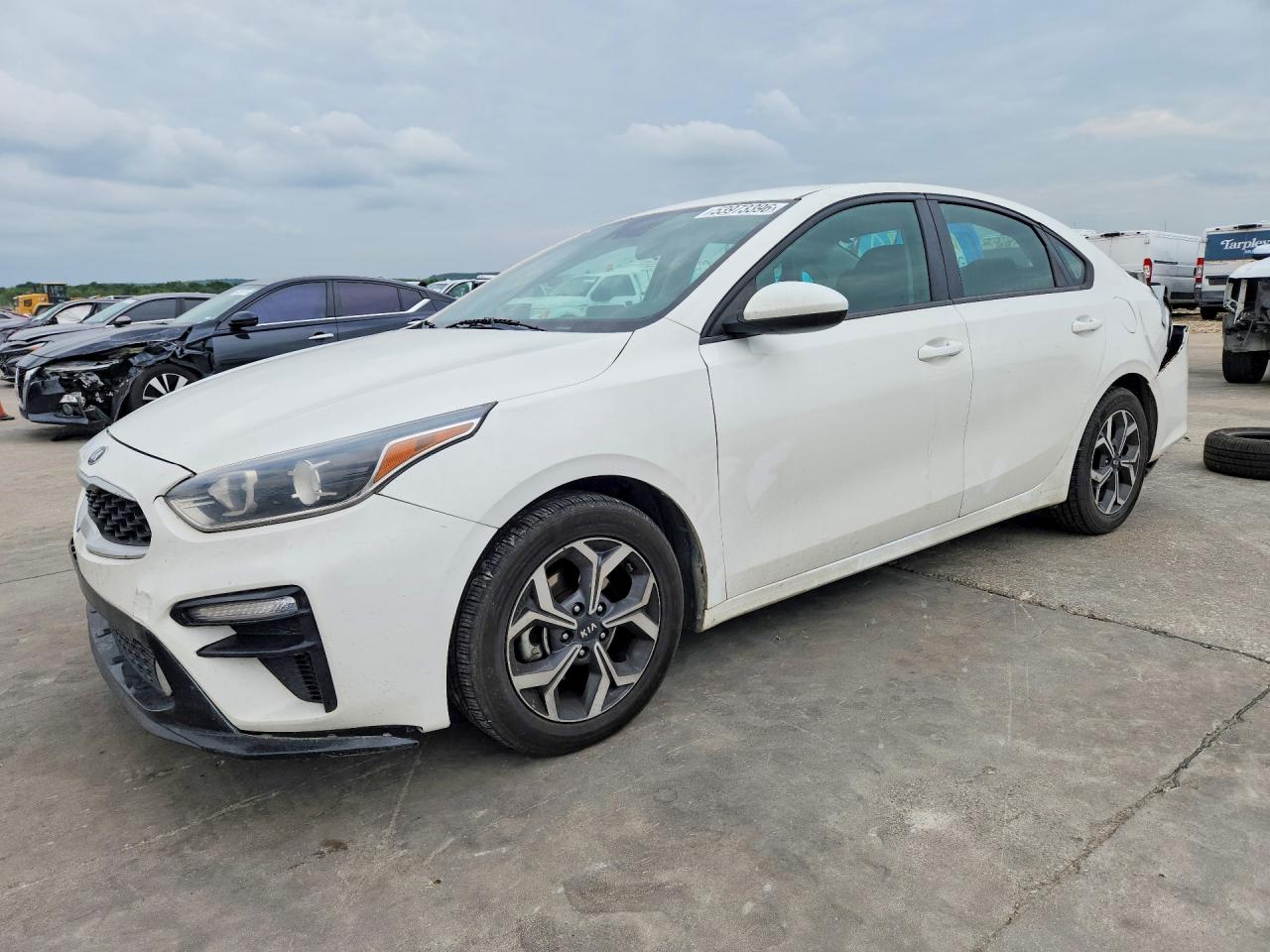 Salvage Kia Forte Image