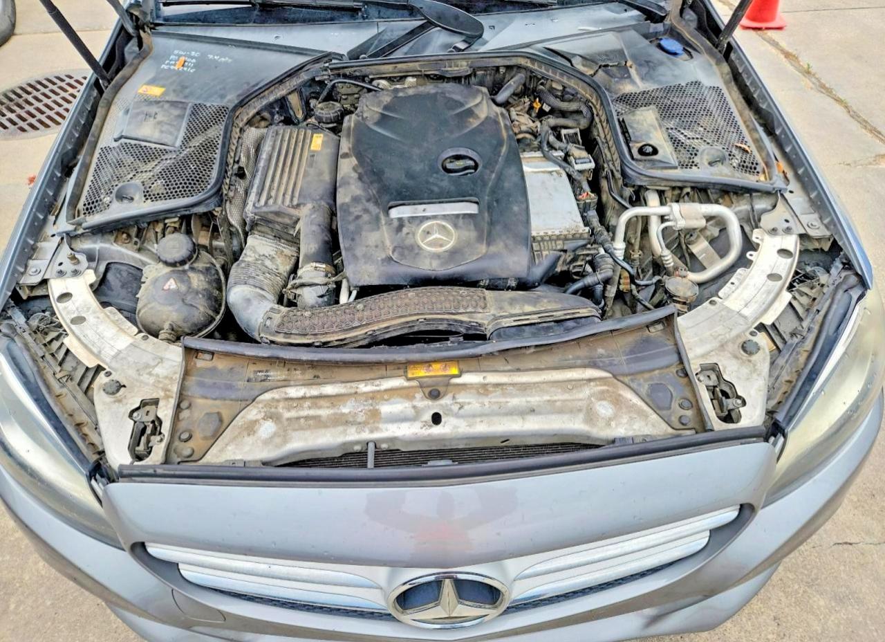 Mercedes-Benz C-Class 300