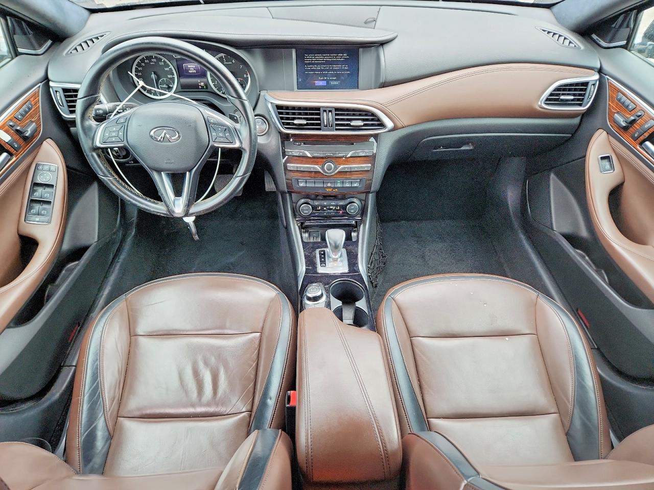 INFINITI Qx Premium