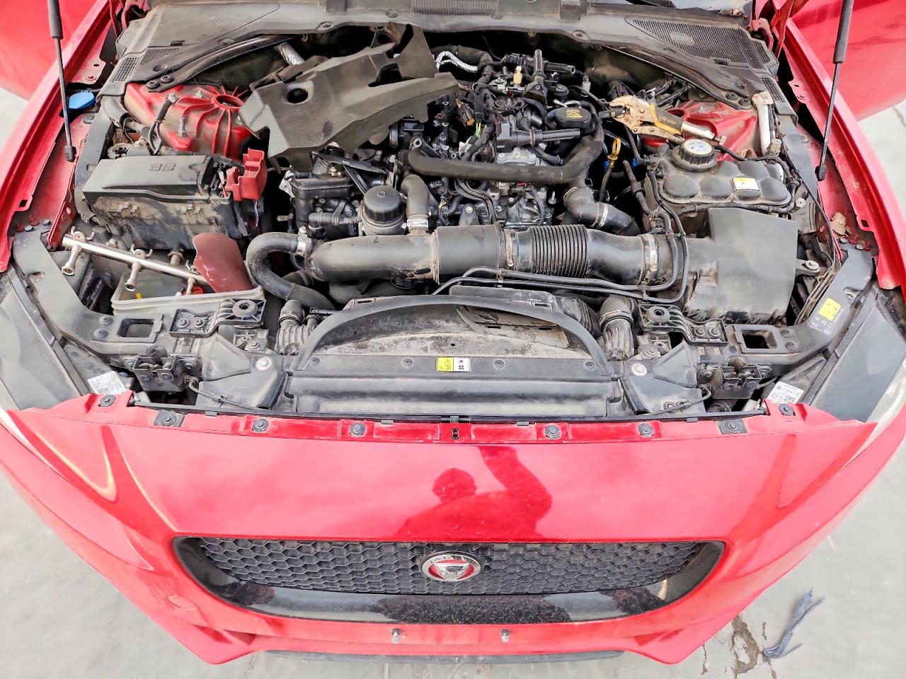 Jaguar XE Prestige