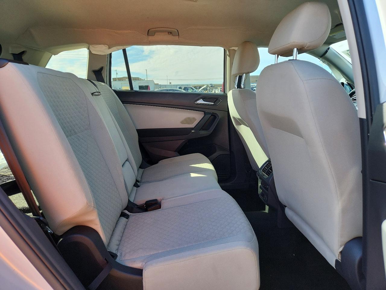 Volkswagen Tiguan S