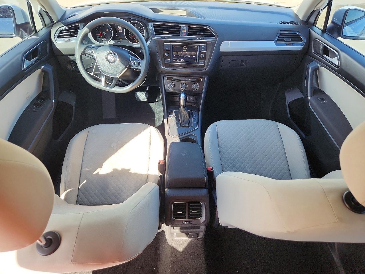 Volkswagen Tiguan S