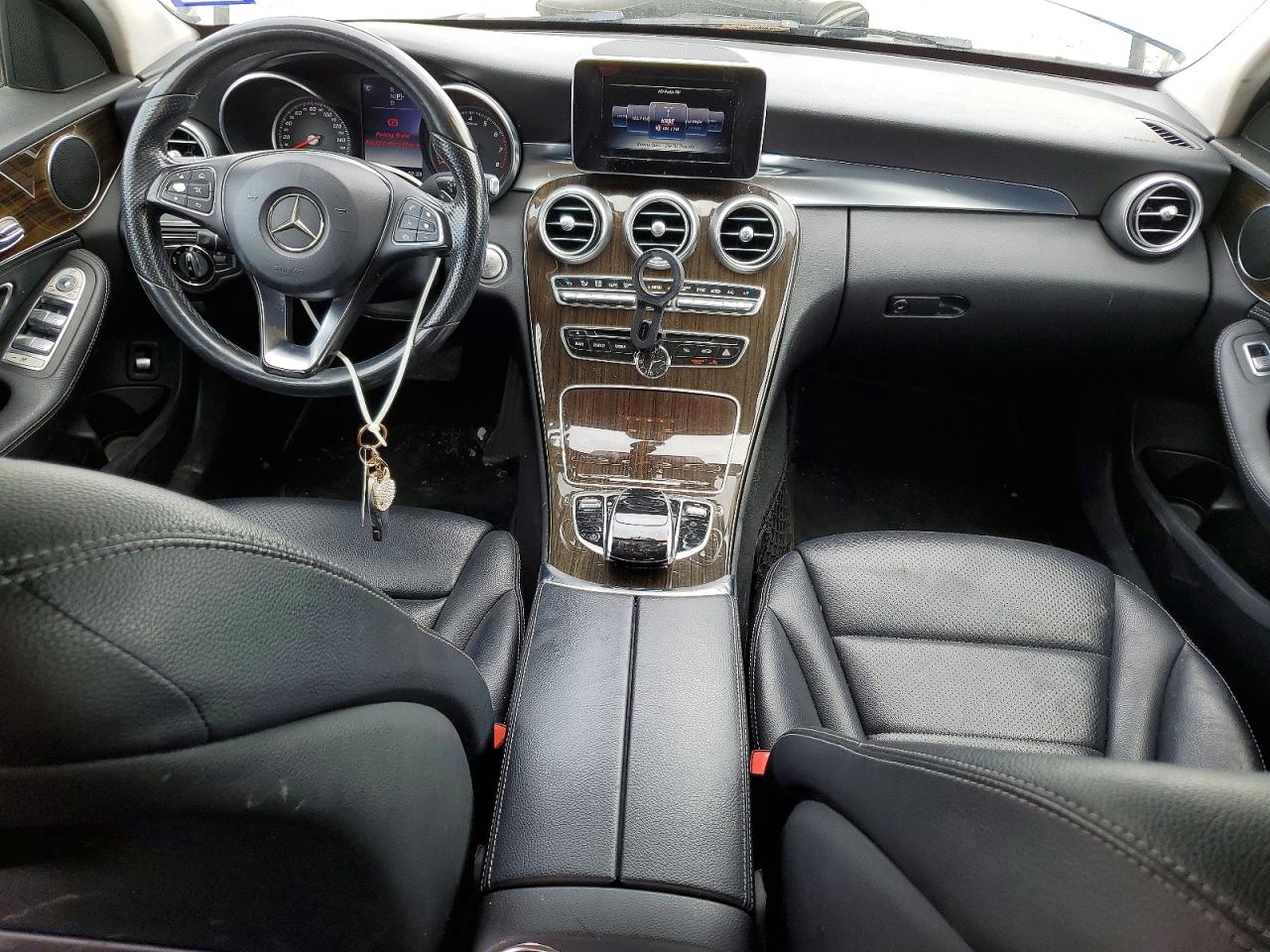 Mercedes-Benz C-Class 300