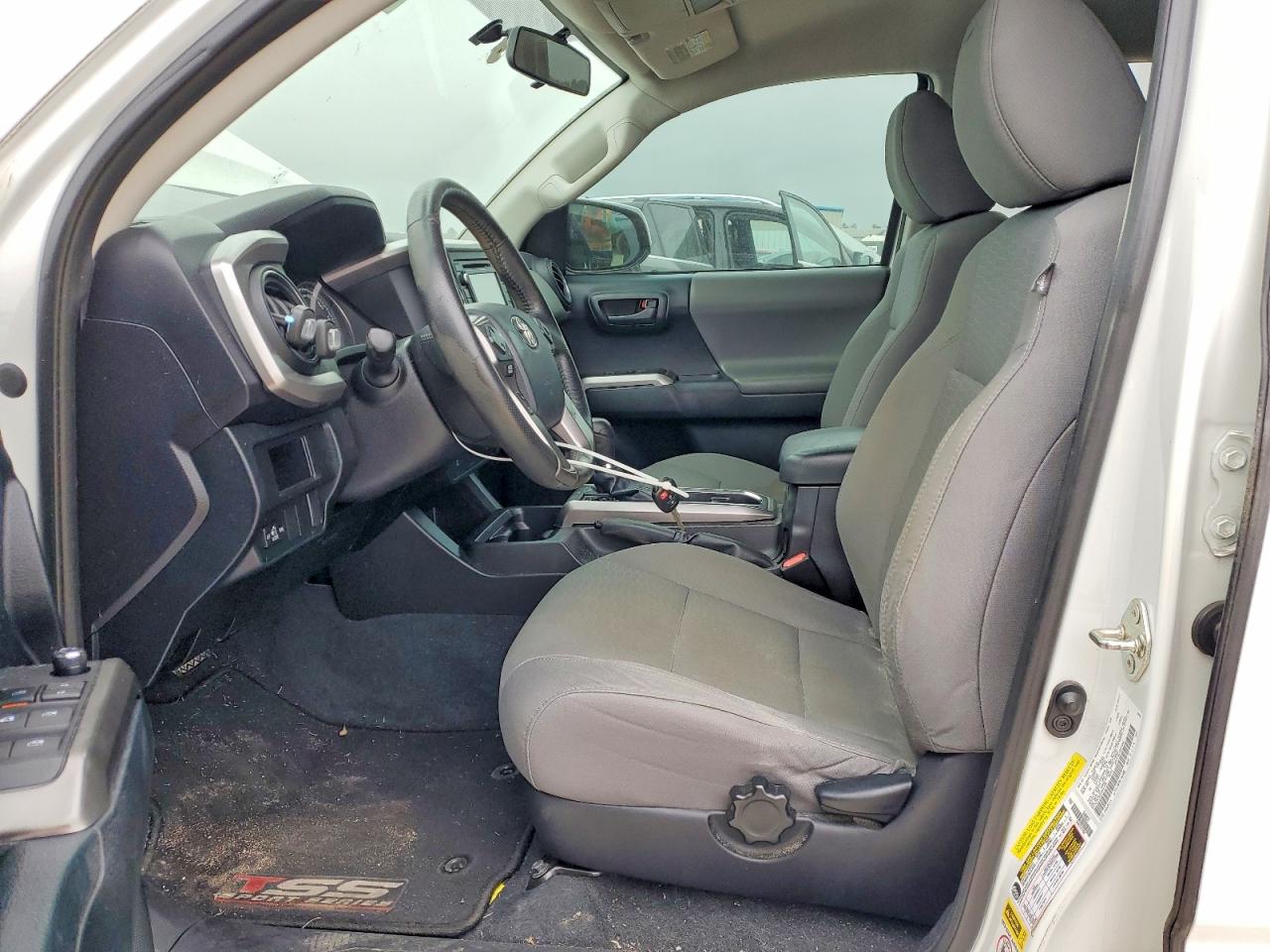 Toyota Tacoma Sr5 V6