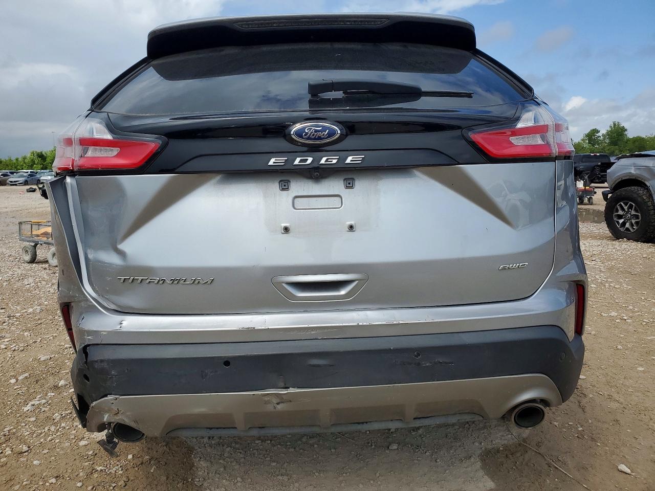 Ford Edge Titanium
