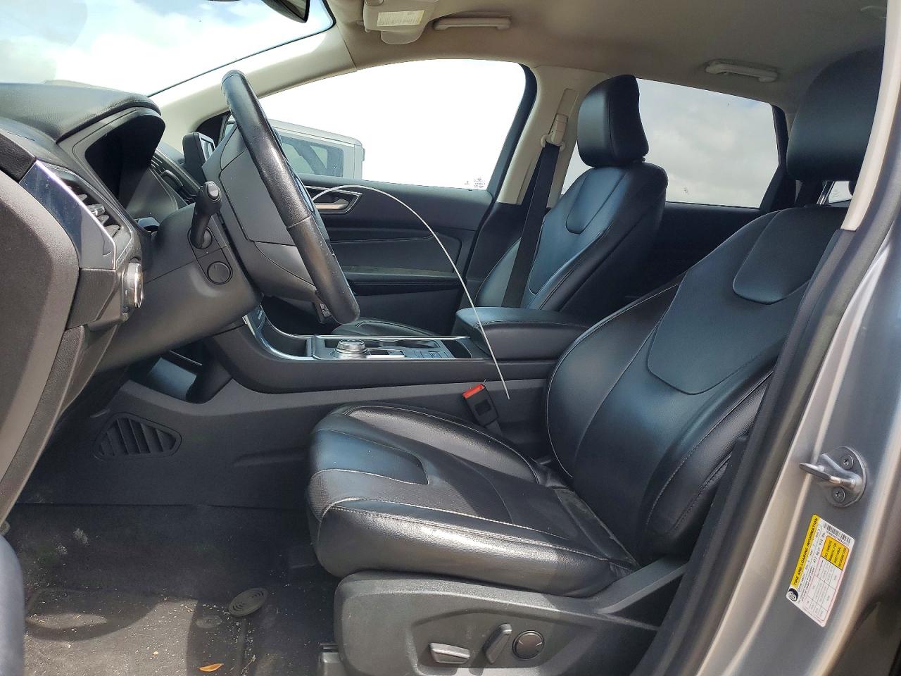 Ford Edge Titanium