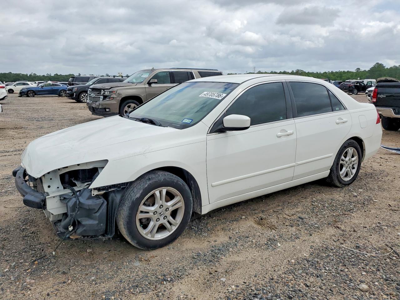 Salvage Honda Accord Image