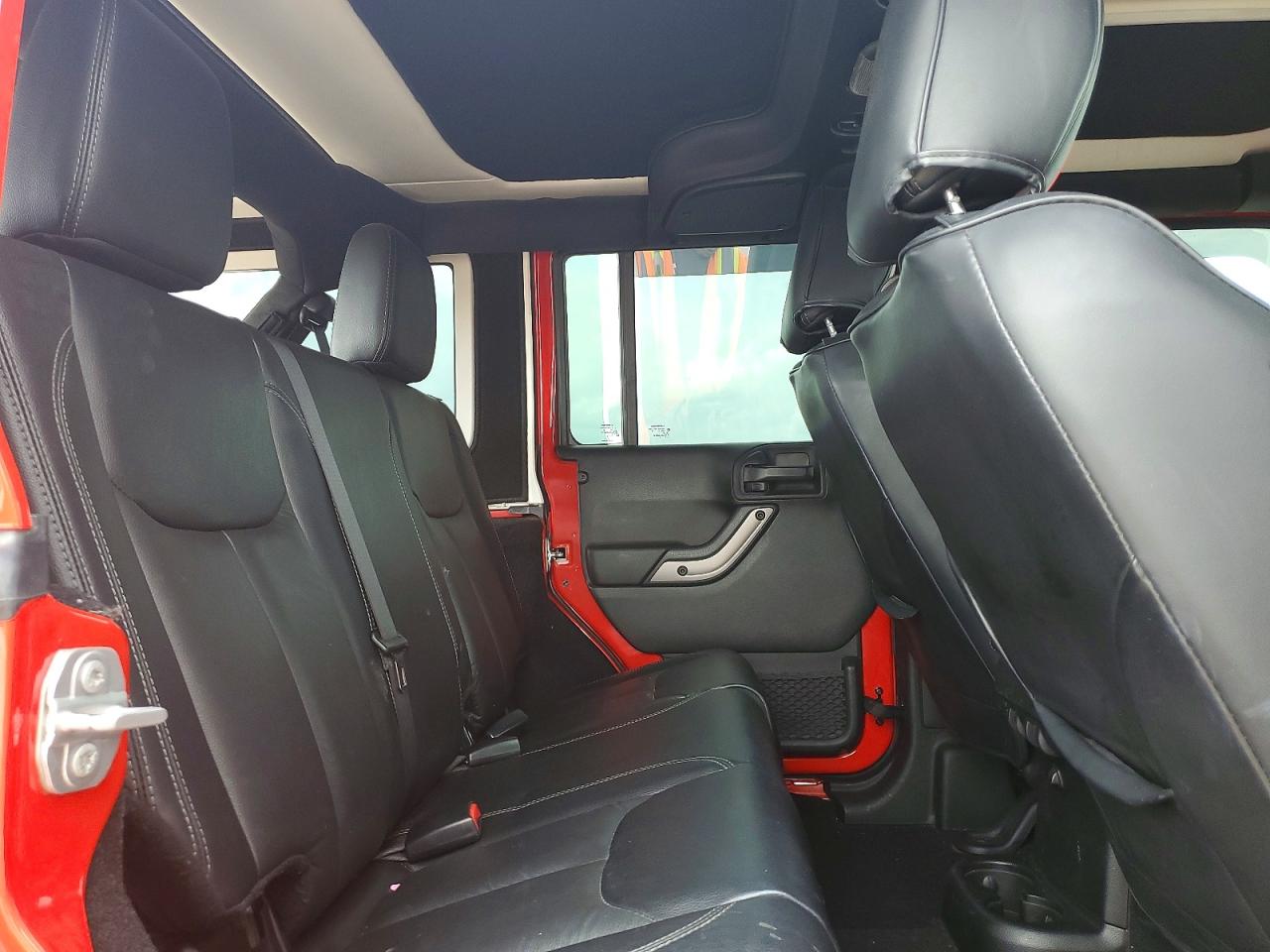 Jeep Wrangler Sahara