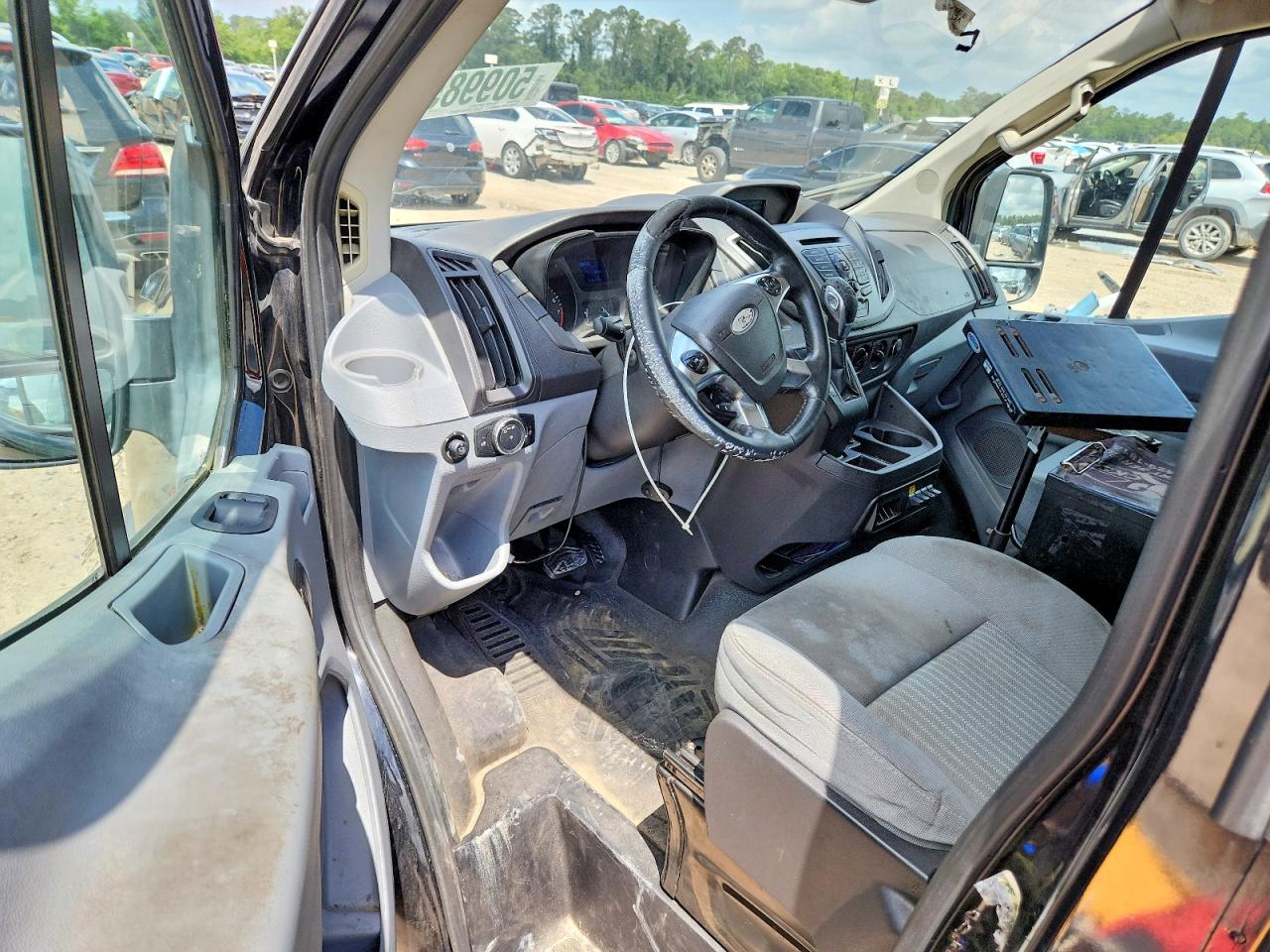 Ford Transit T-150