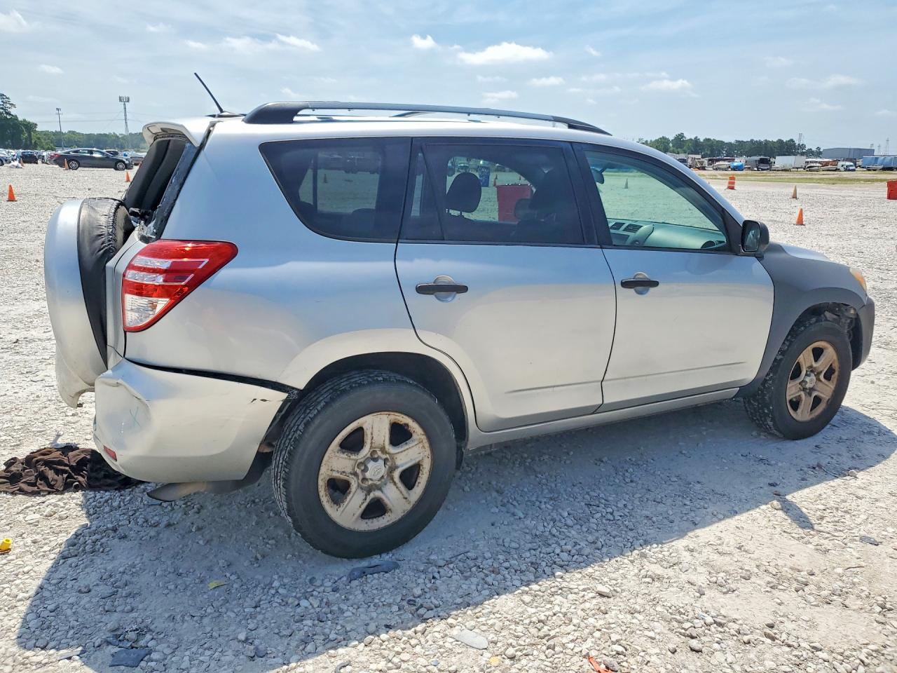 Toyota RAV4 Base