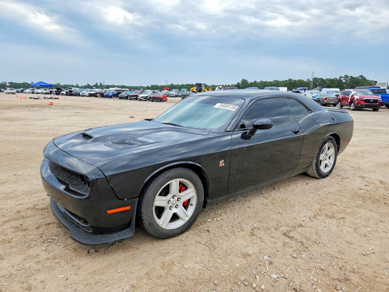 Salvage Dodge Challenger Image