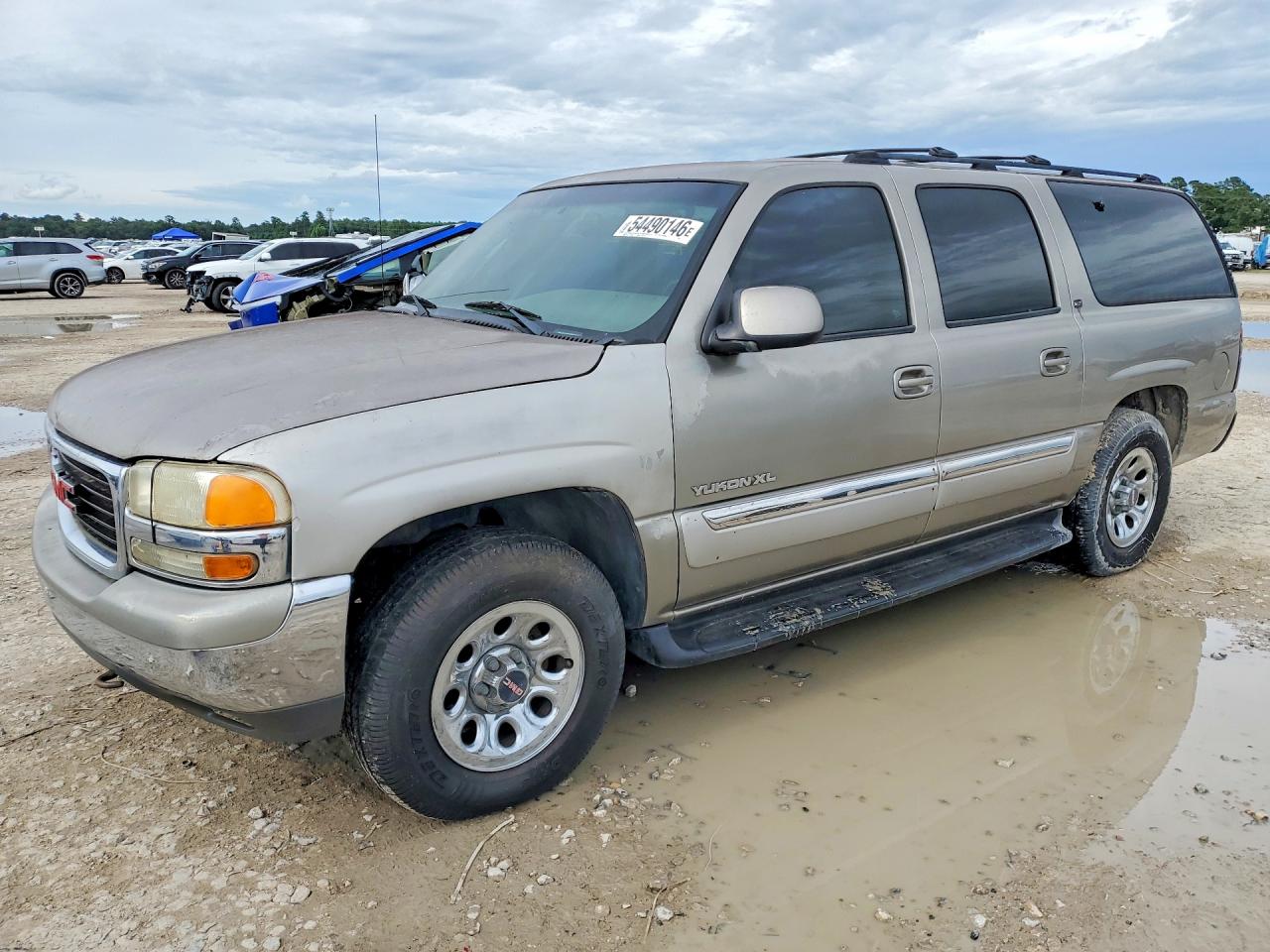 Salvage GMC Yukon Image