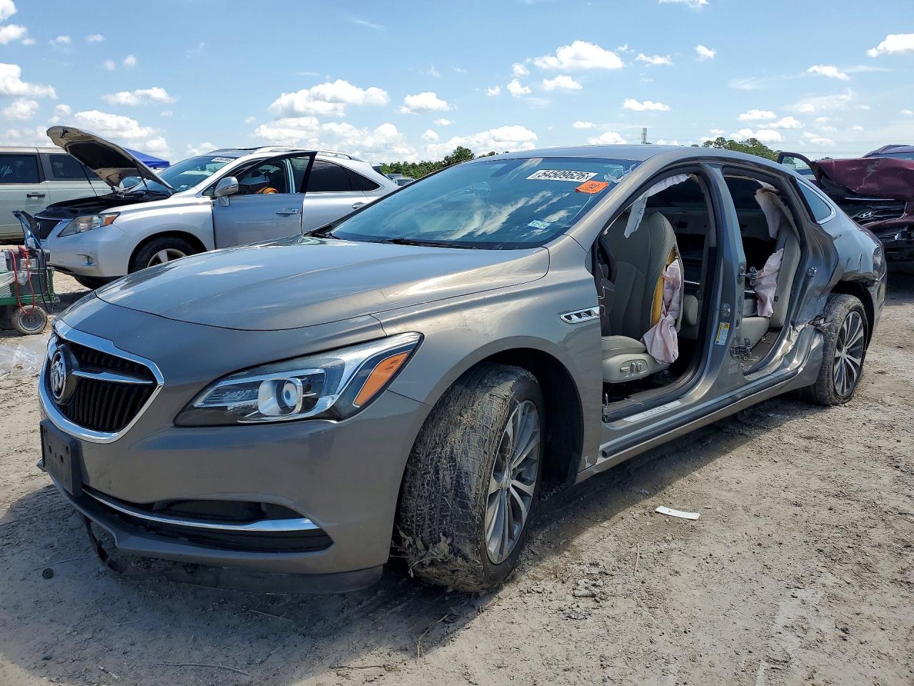 Salvage Buick LaCrosse Image