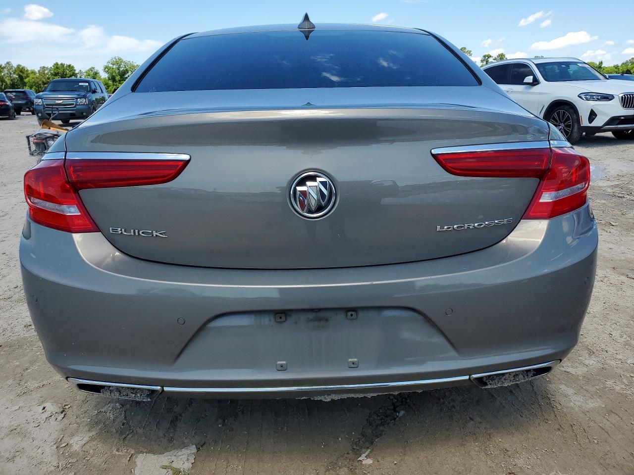 Buick LaCrosse Preferred