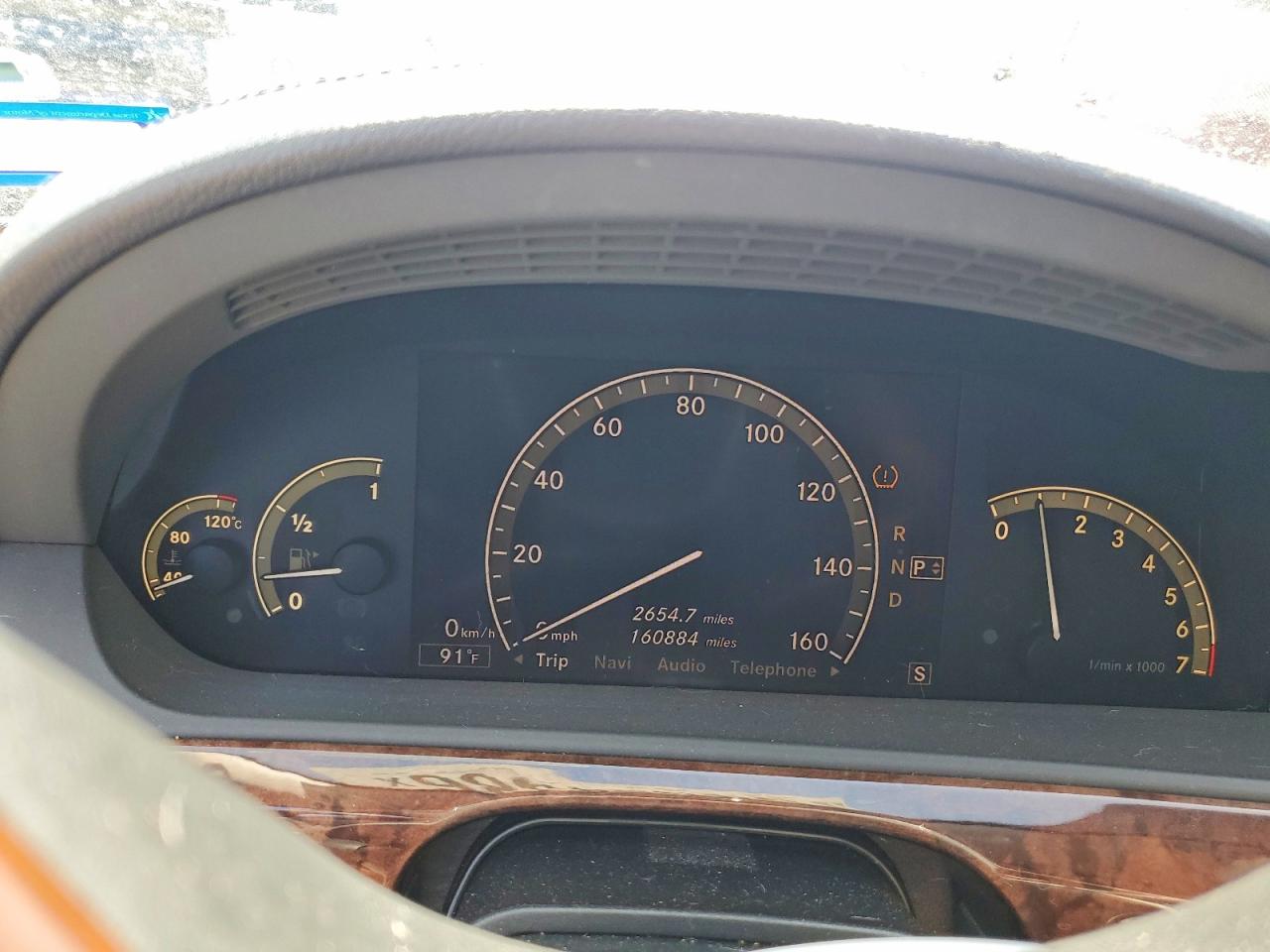 Mercedes-Benz S-Class 550