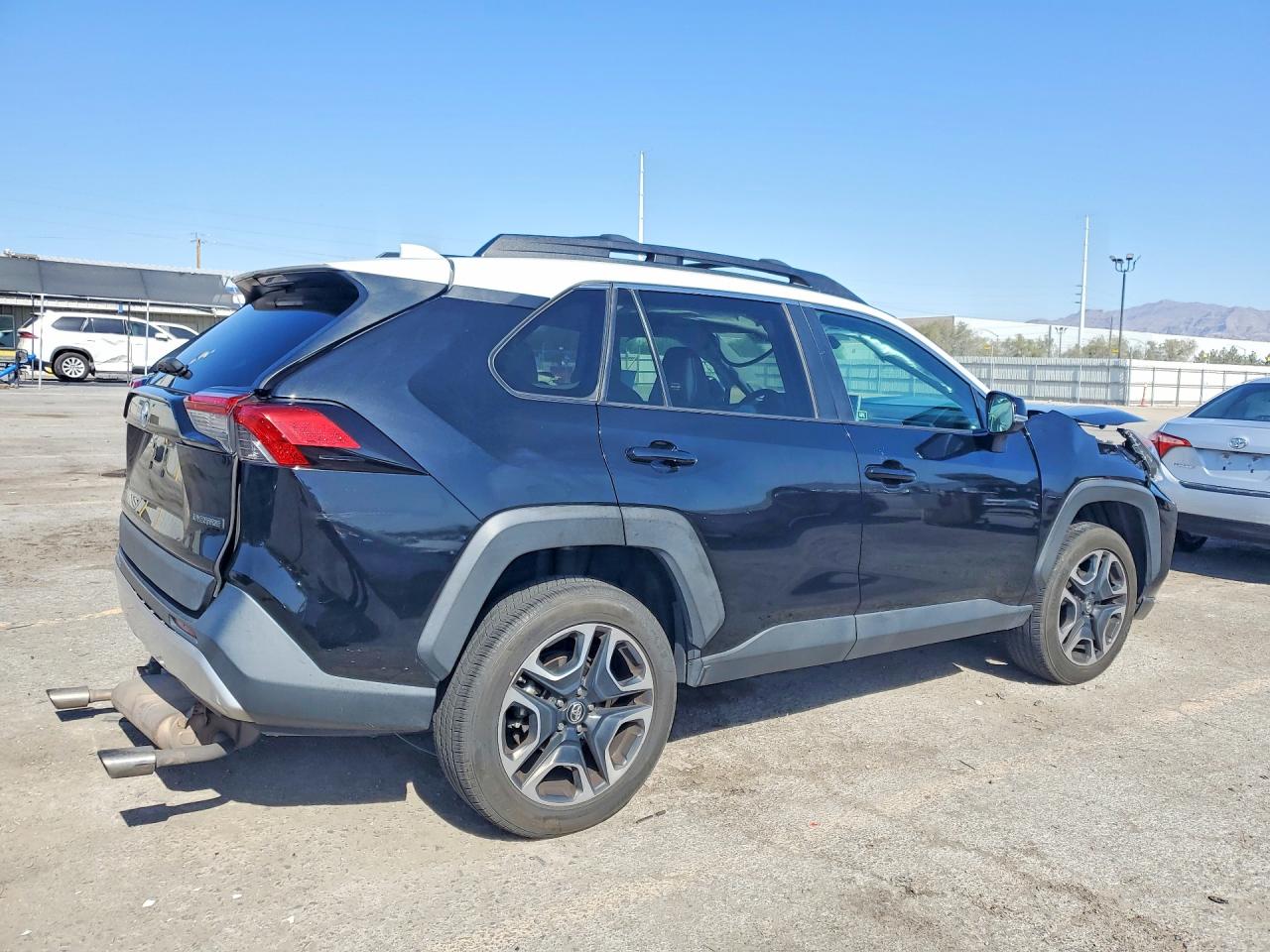 Toyota RAV4 Adventure
