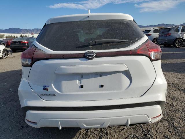 Nissan Kicks S