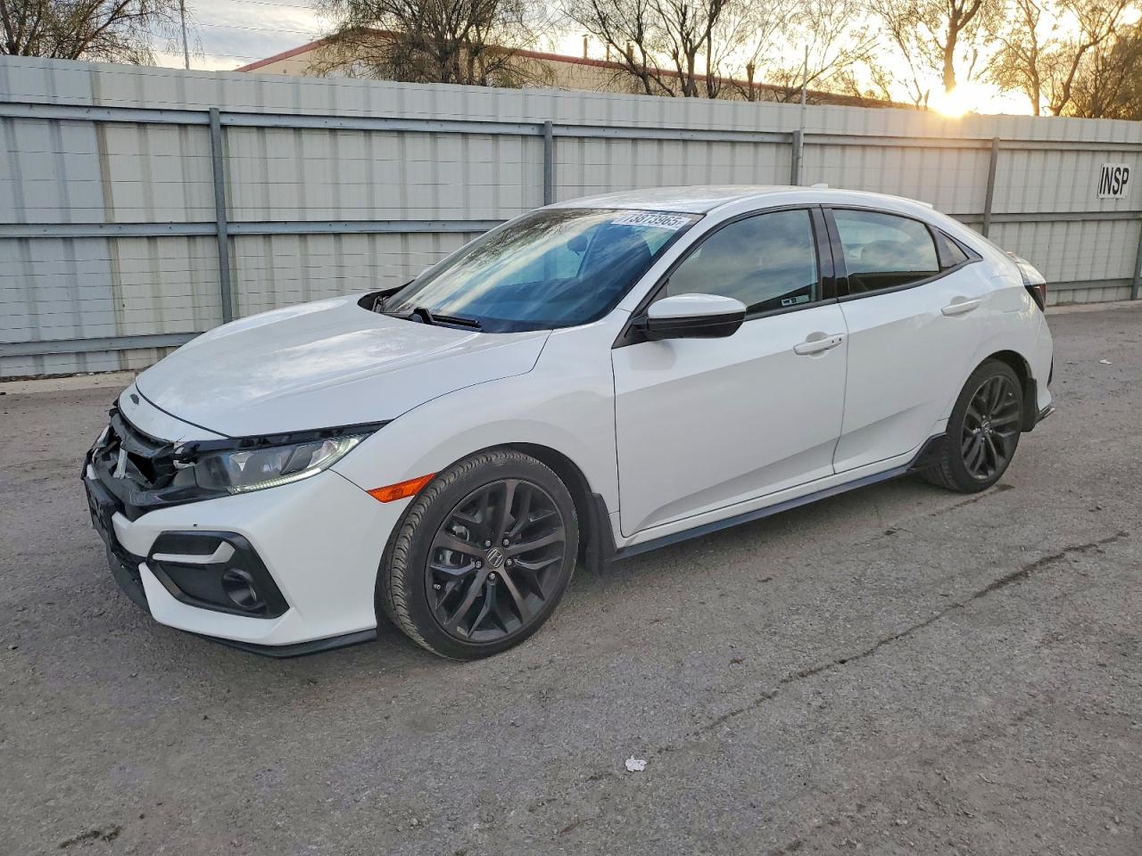 Salvage Honda Civic Image