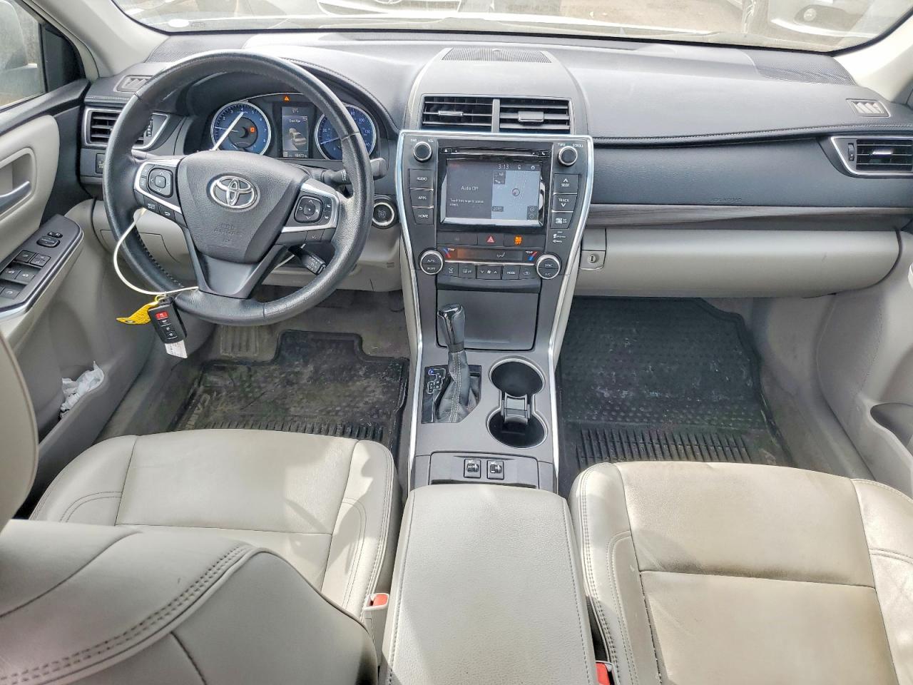 Toyota Camry Xle