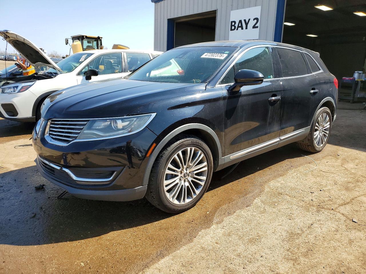 Salvage Lincoln MKX Image