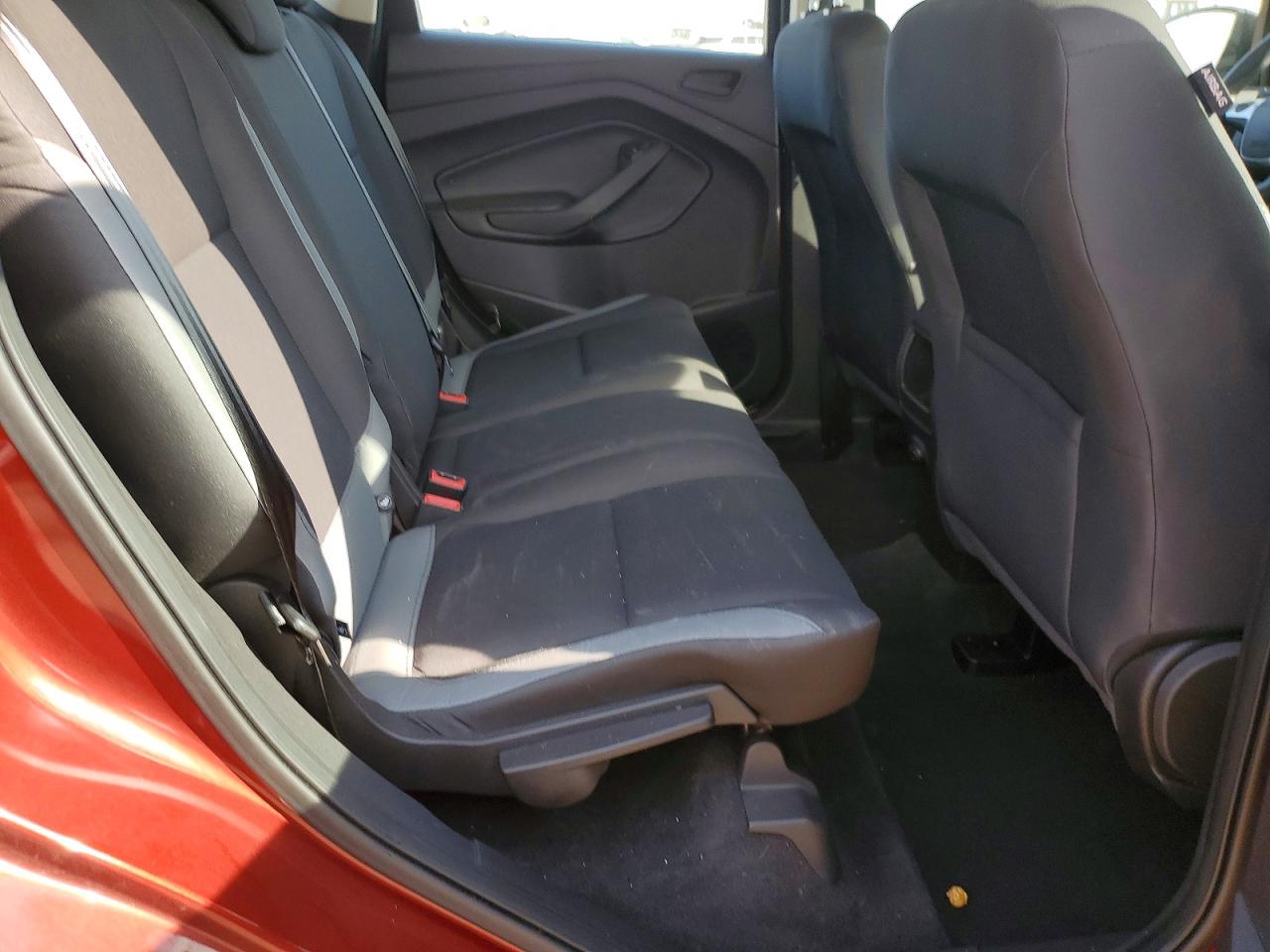 Ford Escape S