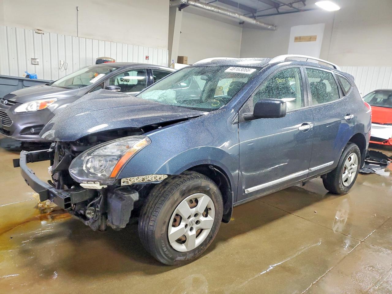 Salvage Nissan Rogue Image
