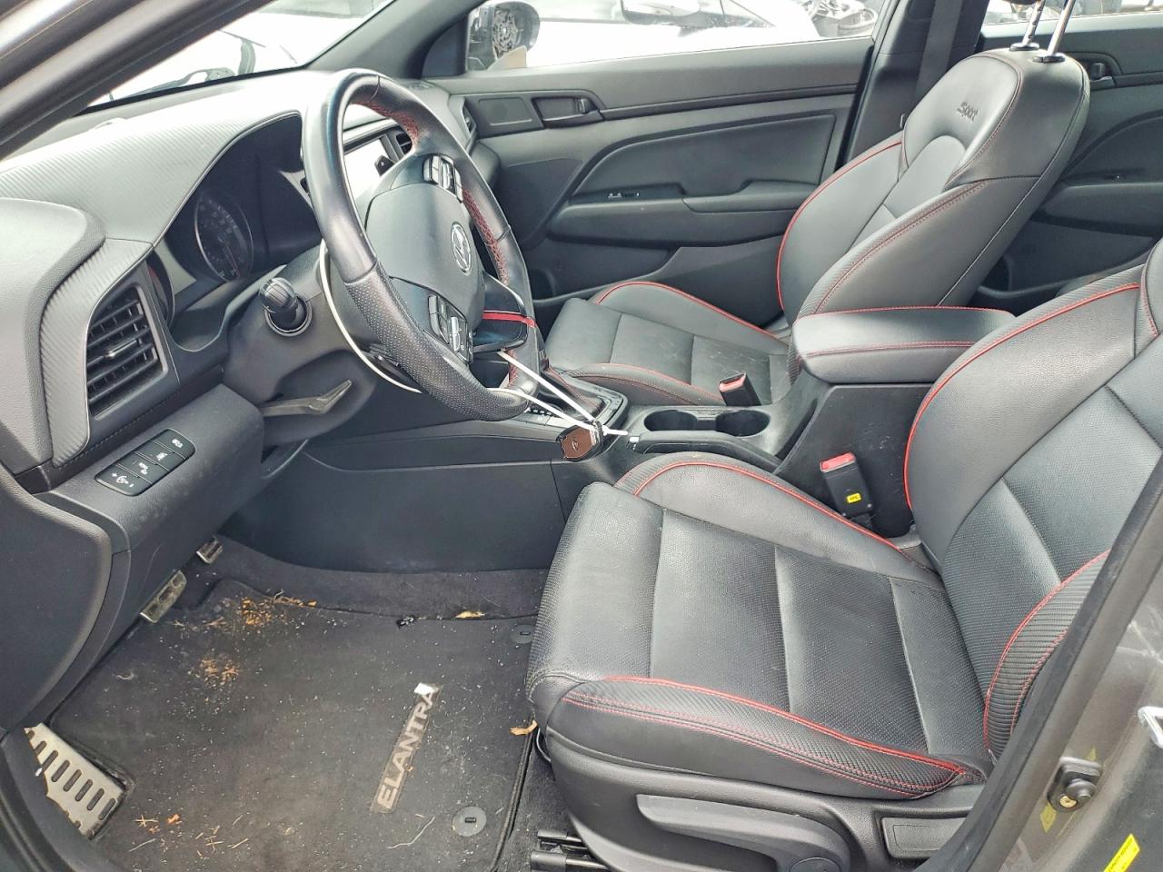 Hyundai ELANTRA Sport