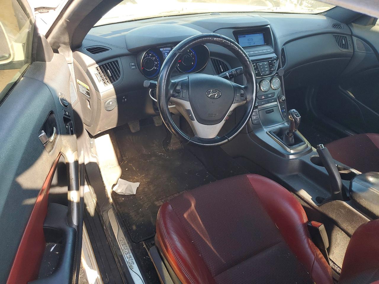 Hyundai Genesis 2.0t R-spec