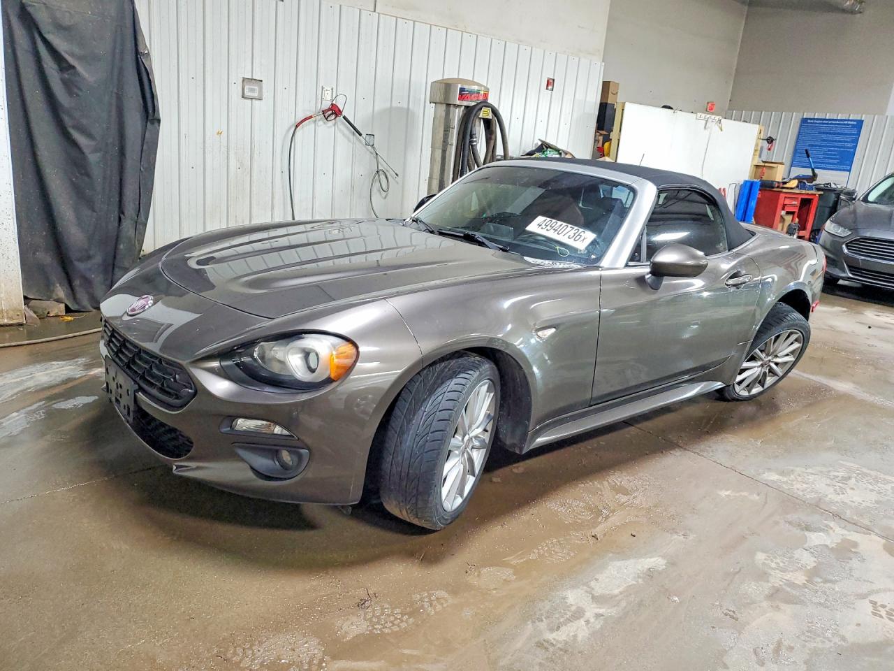 Salvage FIAT 124 Spider Image