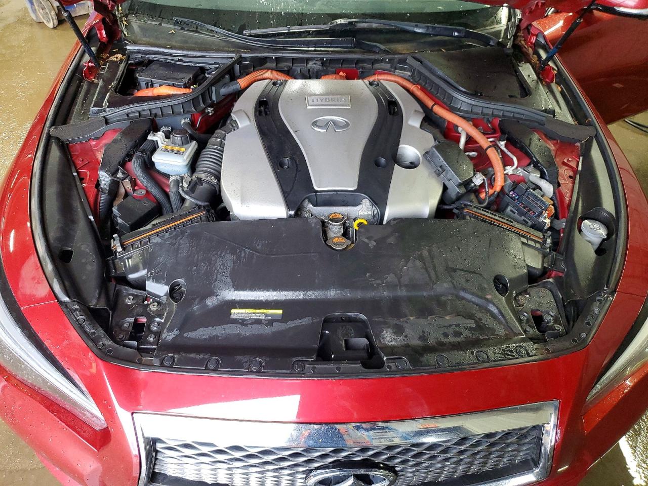 INFINITI Q50 Hybrid