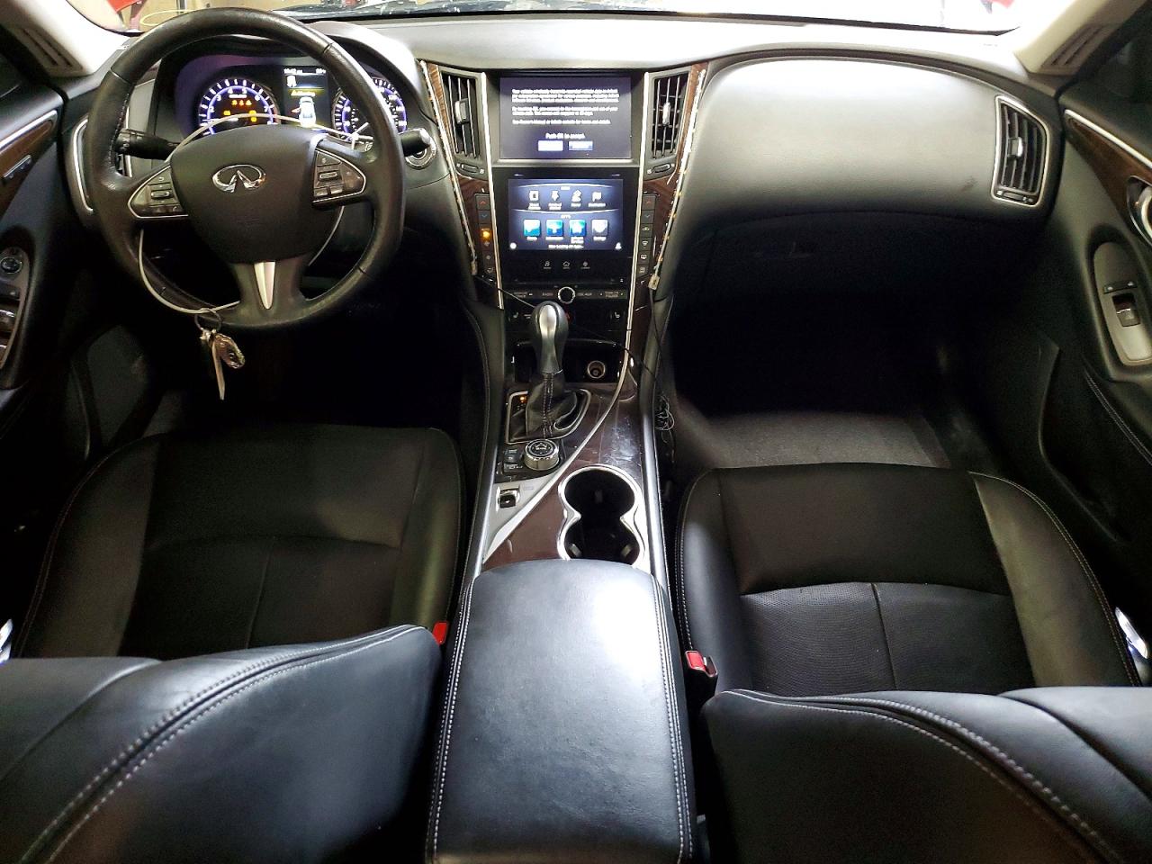 INFINITI Q50 Hybrid