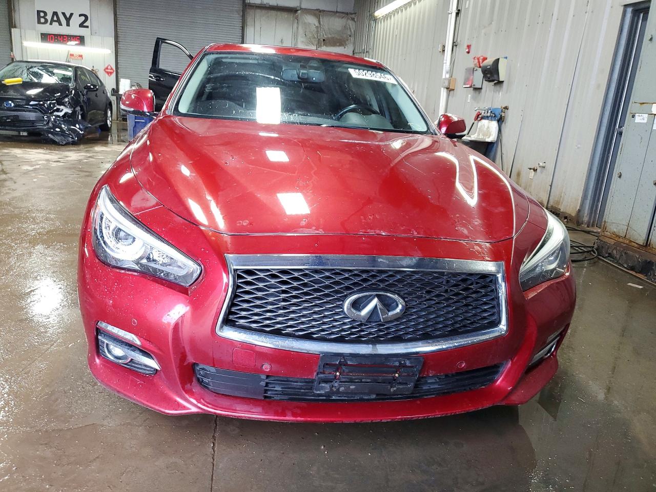 INFINITI Q50 Hybrid