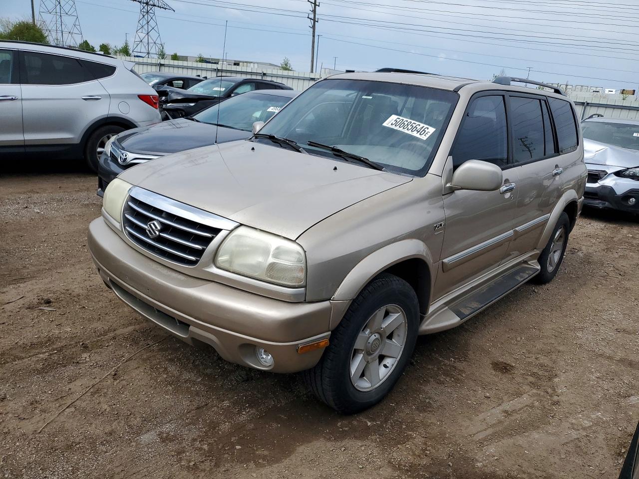 Salvage Suzuki XL7 Image
