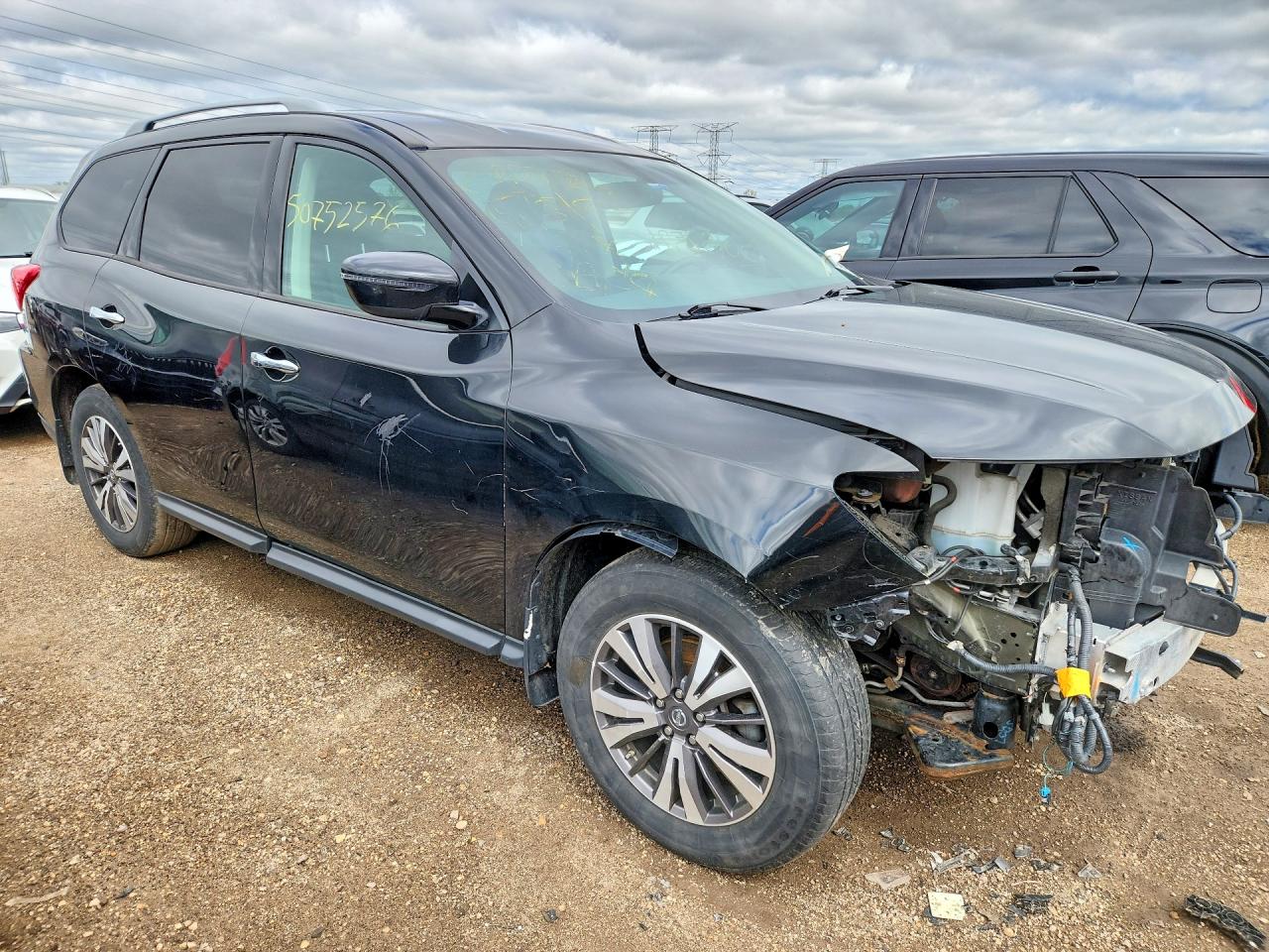 Nissan Pathfinder Sv
