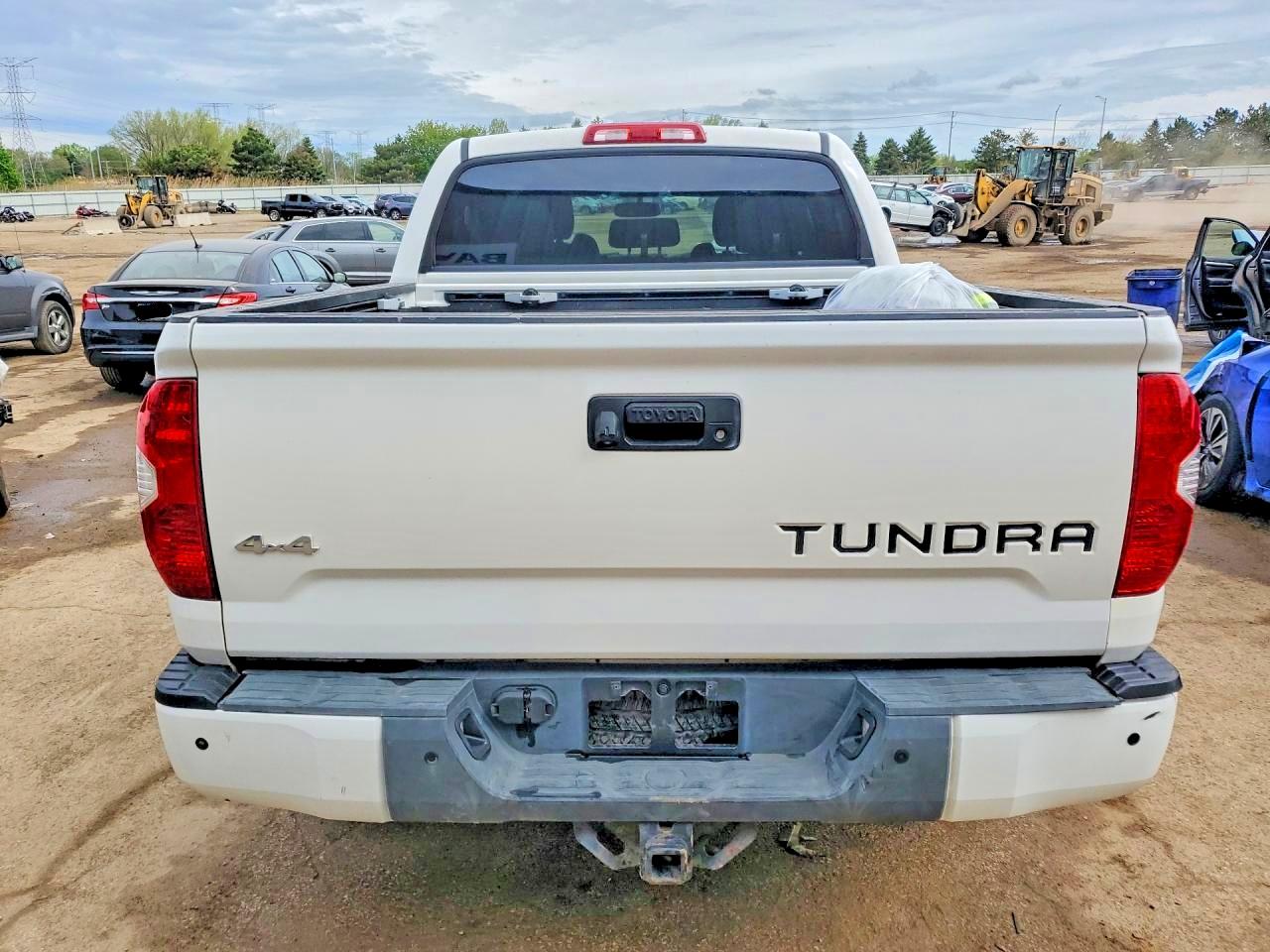 Toyota Tundra Sr5
