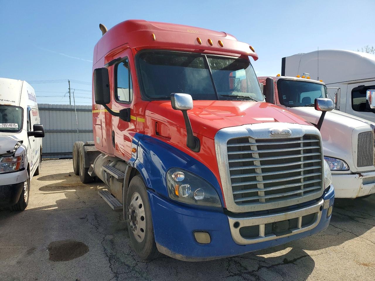 Salvage Freightliner Cascadia 113 Image