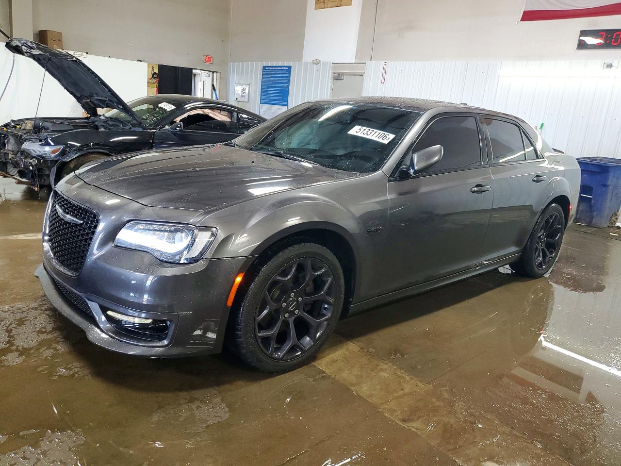 Salvage Chrysler 300 Image