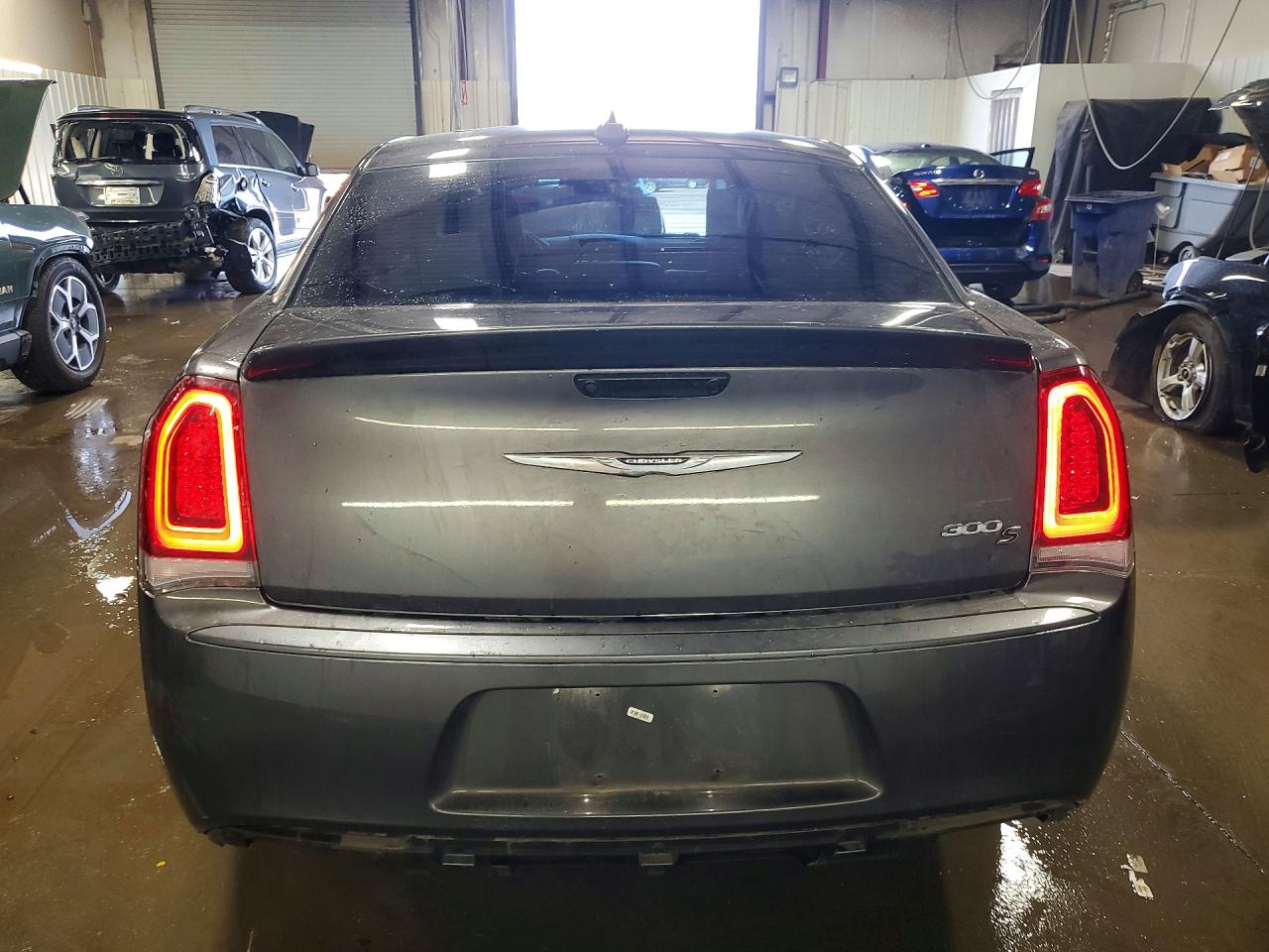 Chrysler 300 S