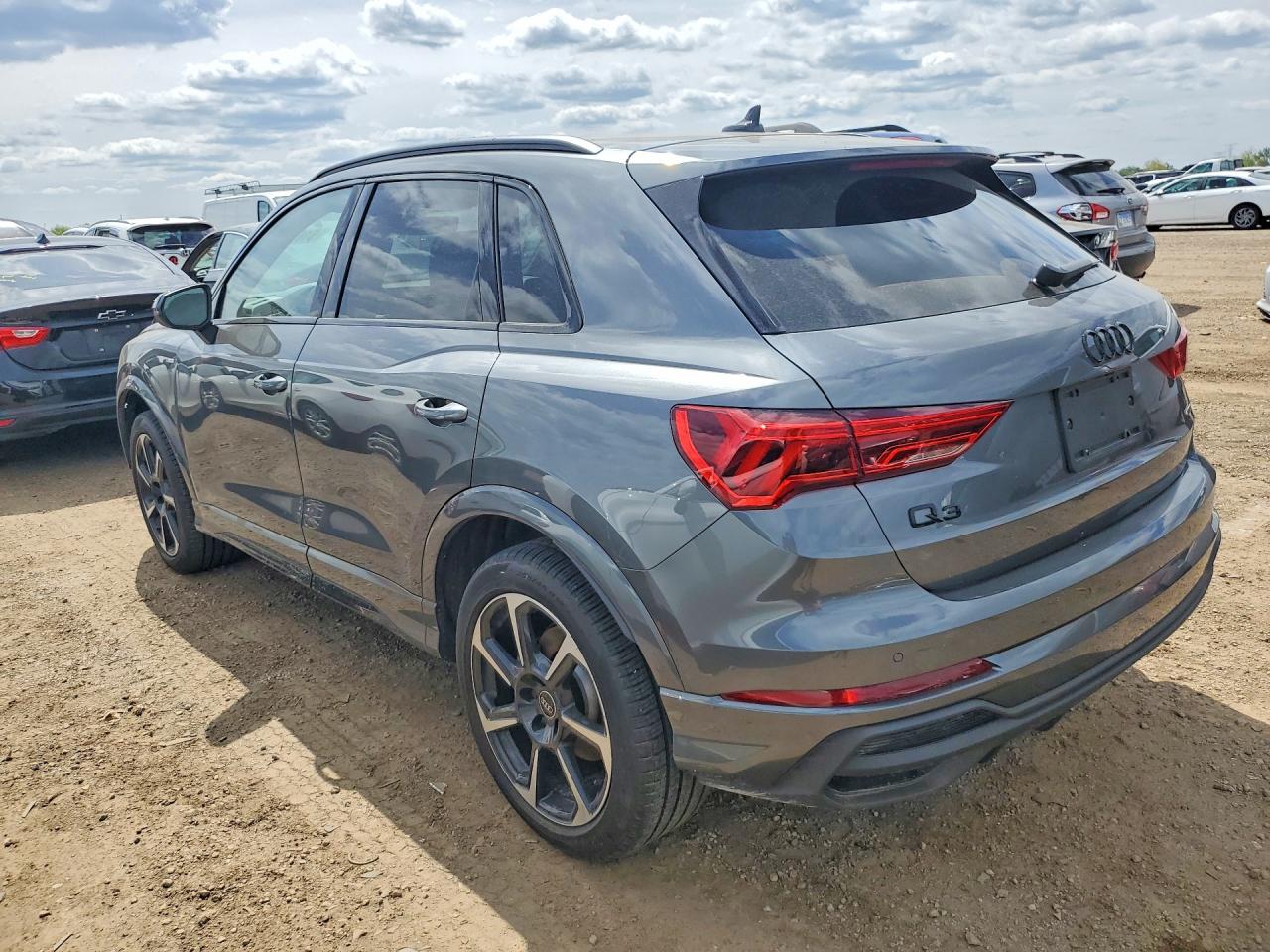 Audi Q3 Premium Plus S Line 45