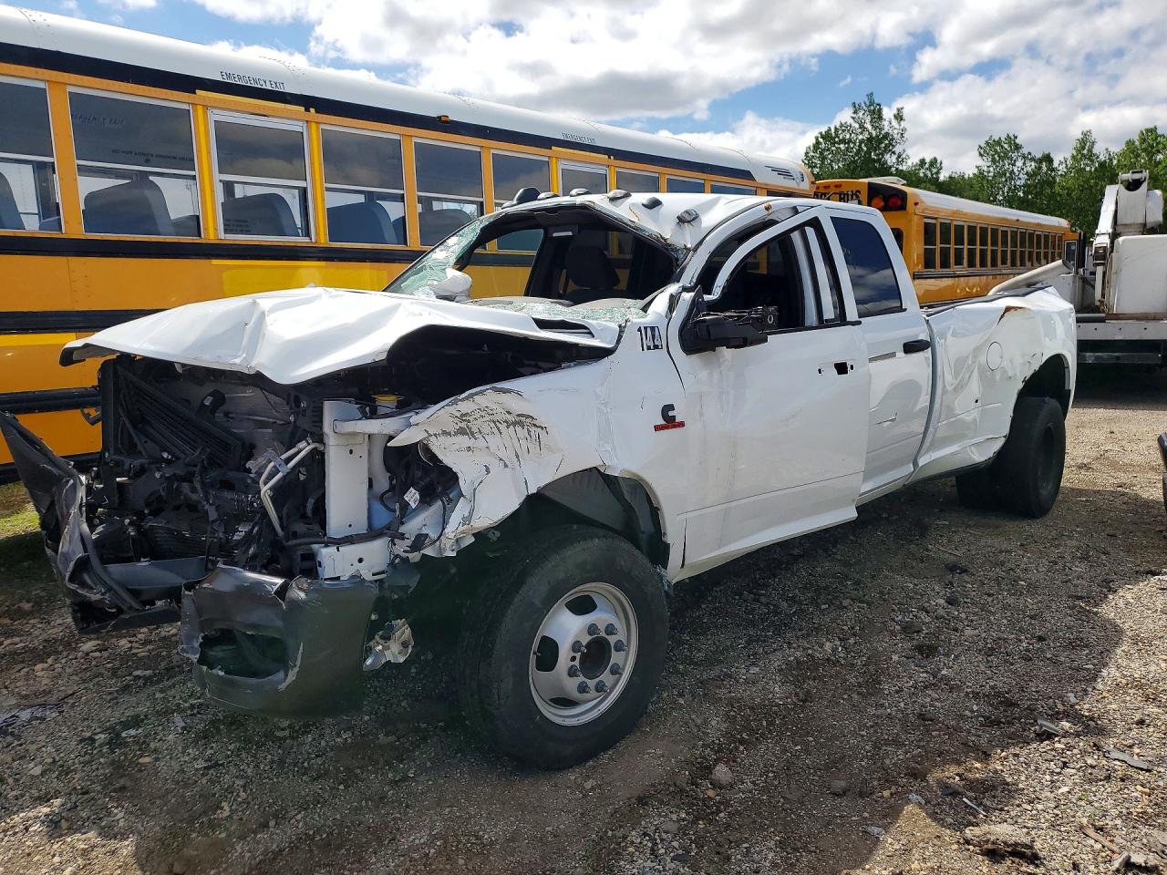Salvage Ram 3500 Image