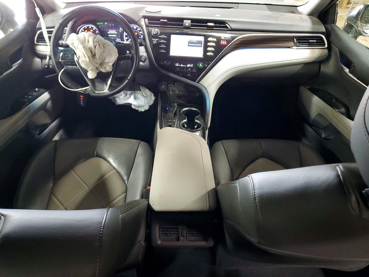 Toyota Camry Xle