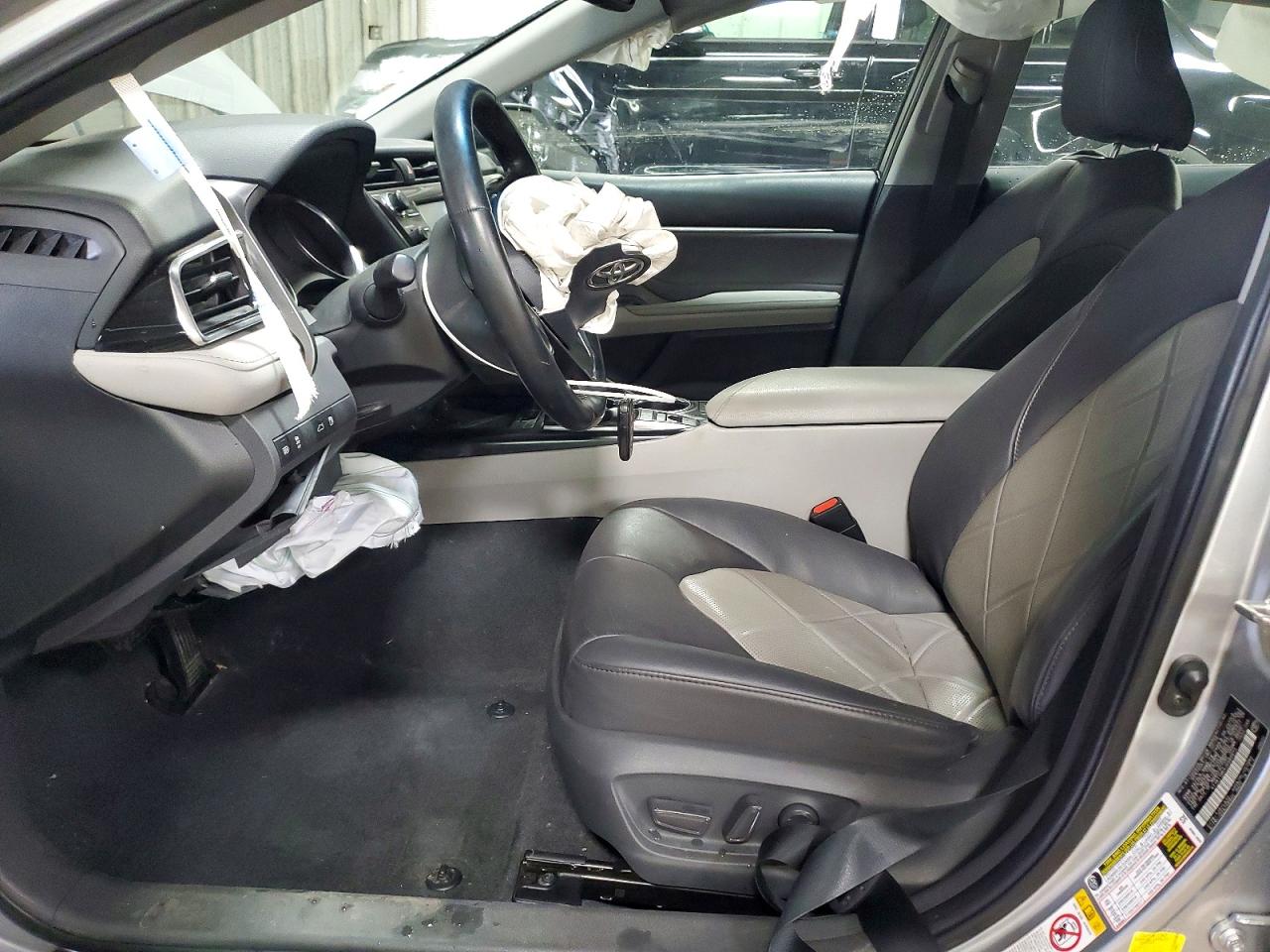 Toyota Camry Xle