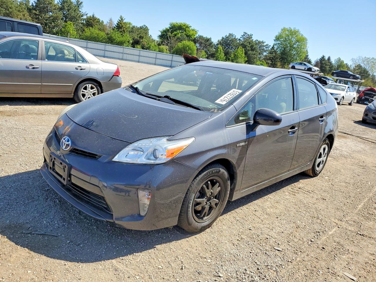 Salvage Toyota Prius Image