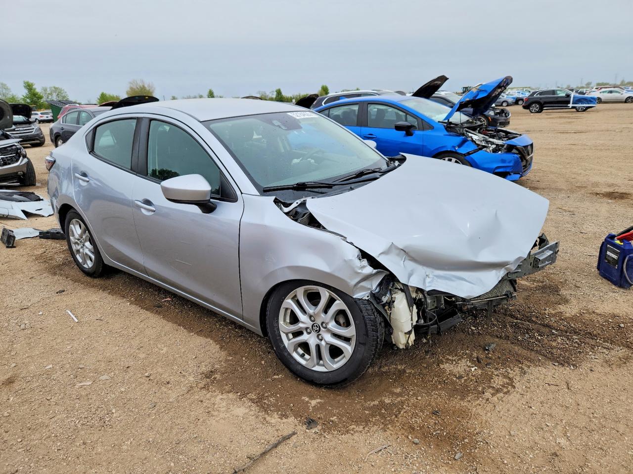 Toyota Yaris Base