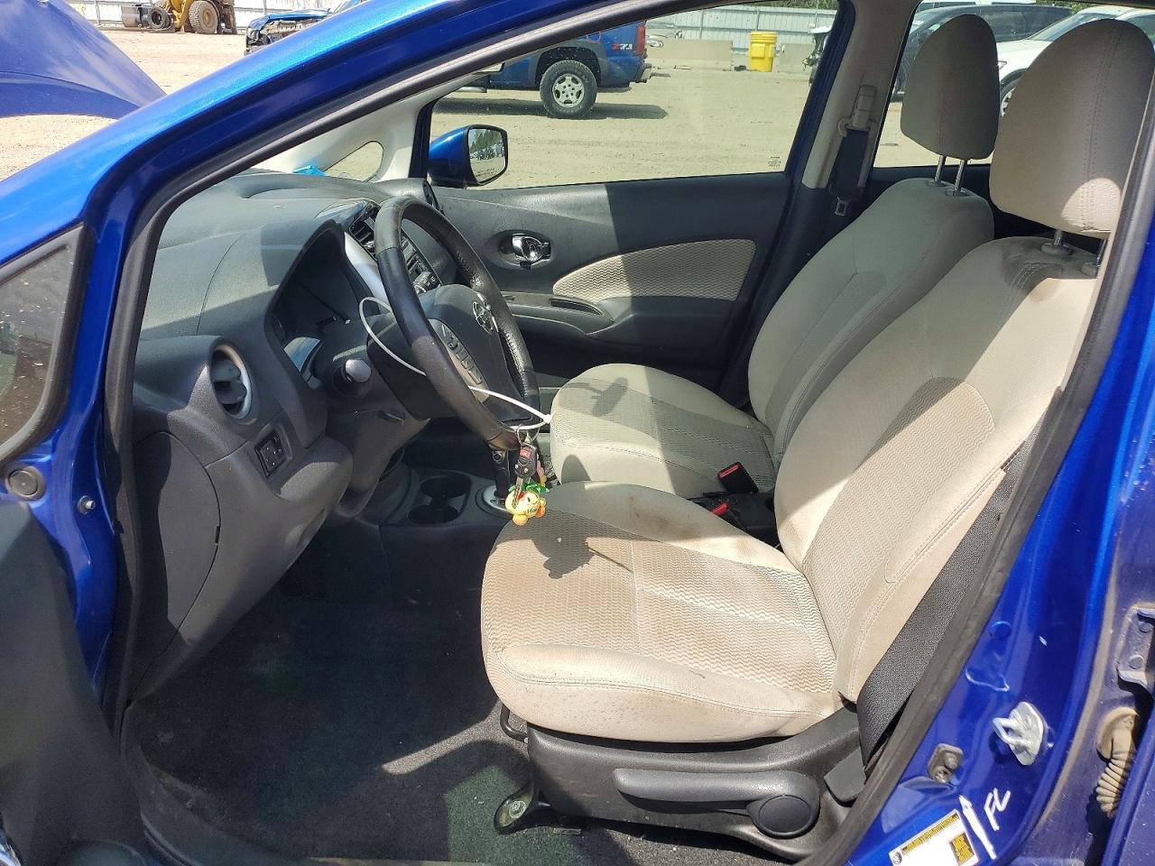 Nissan Versa Sv