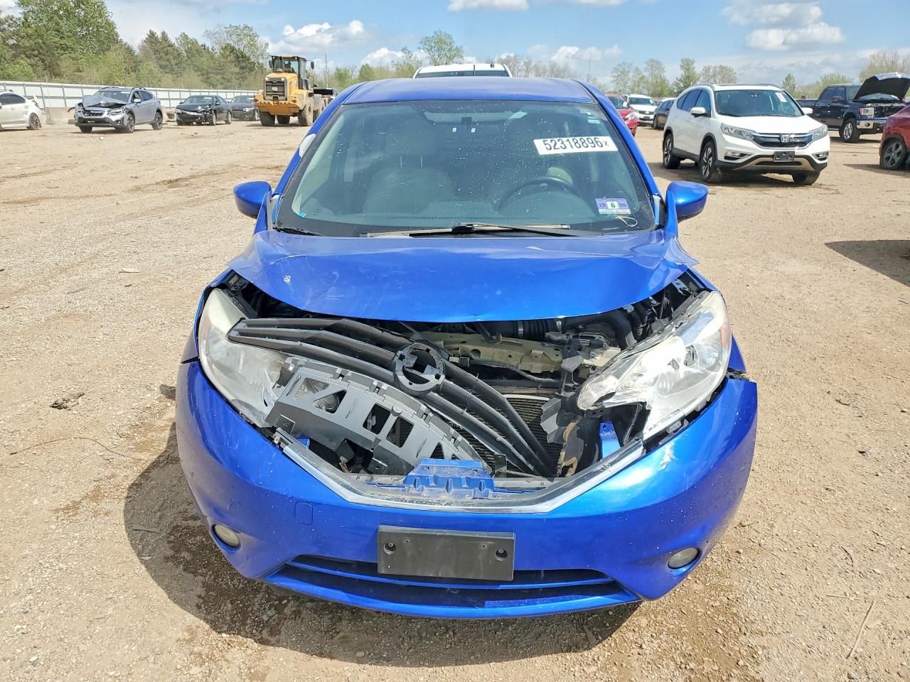 Nissan Versa Sv